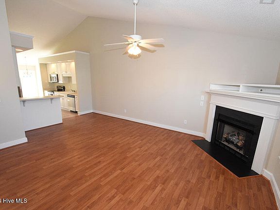 2nd image of 122 Emily Dr #A