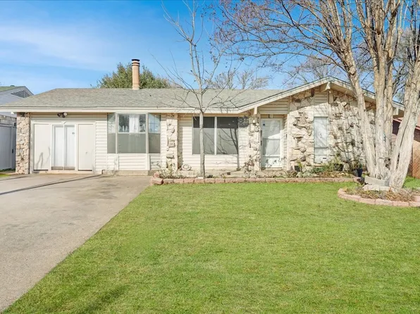 4535 Cedar Path Dr, Dallas, TX 75211