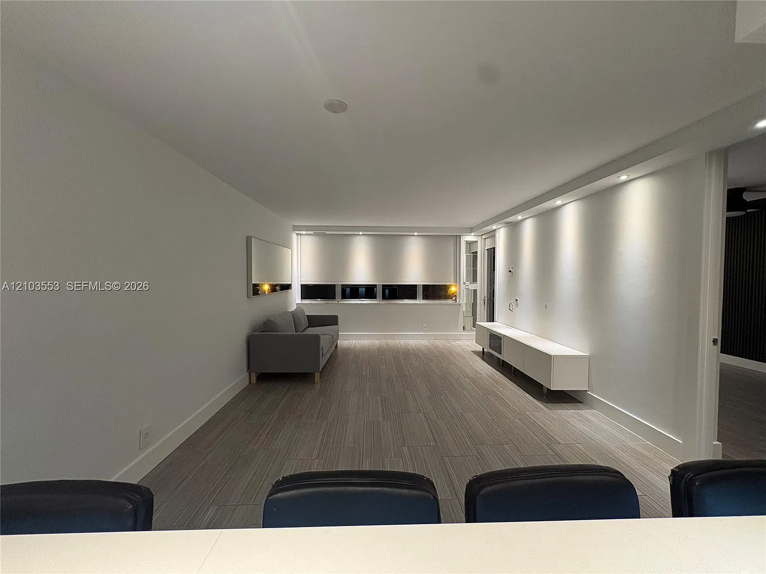 Watergate Condominium No — Photo 3