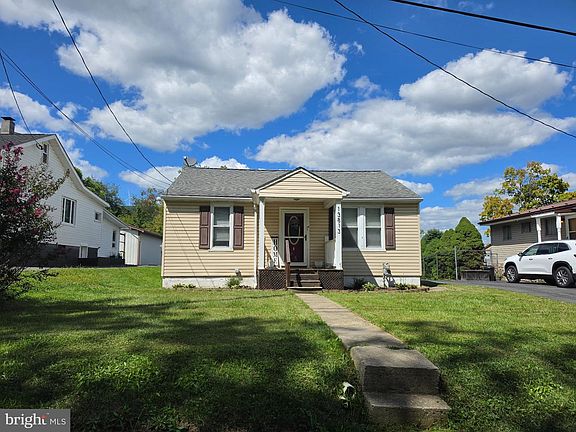 3rd image of 13813 Brant Rd SW