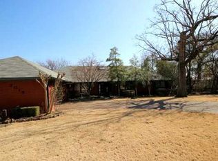 2015 Garner Ln, Fort Smith, AR 72901