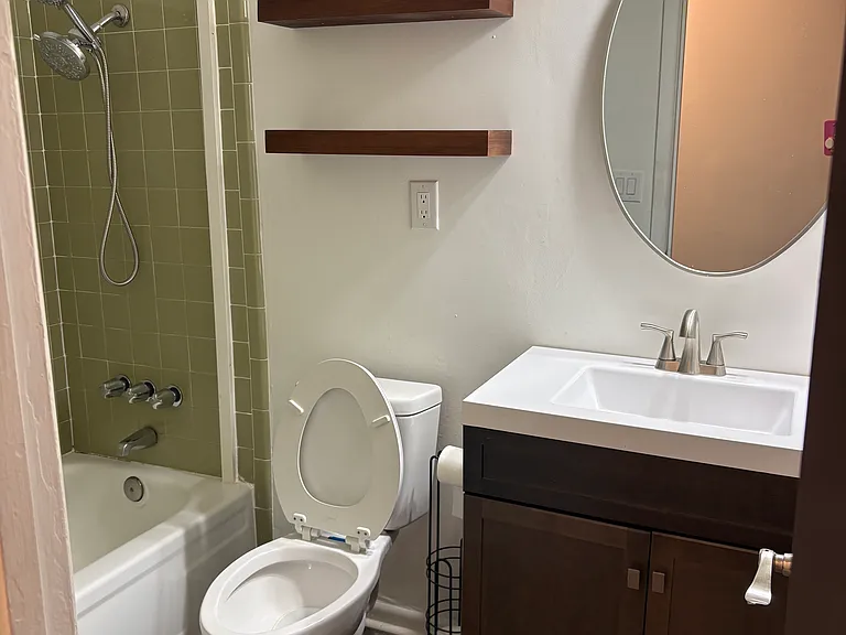 74 Marilyn Dr — Photo 11