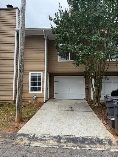 1024 Wiltshire Way Photo 1