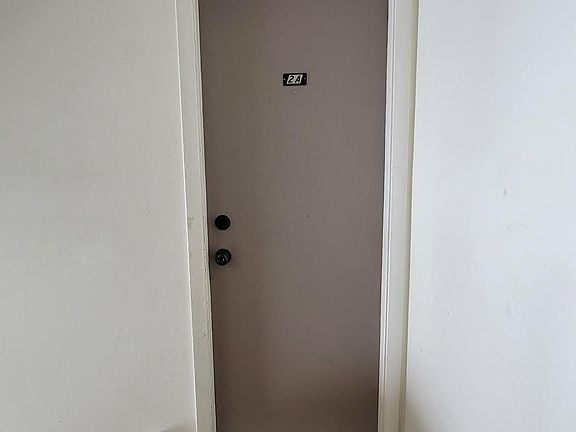4th image of 7809 Woodward Ave APT 2A