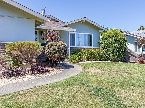 3rd image of 3901 Lassen Street