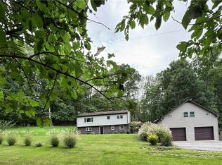 382 Fry Hollow Rd, Hunker, PA 15639