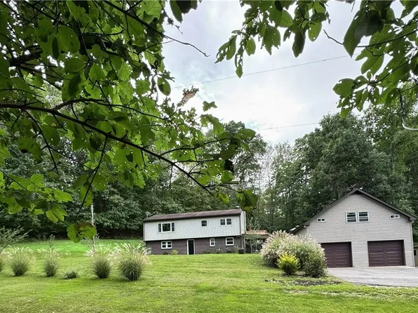 382 Fry Hollow Rd, Hunker, PA 15639