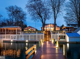 7612 Water Oak Point Rd, Pasadena, MD 21122