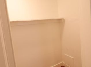 27 Upland Rd #1, Cambridge, MA 02140