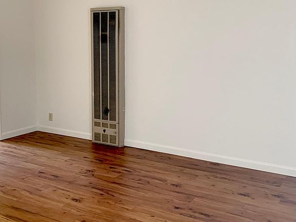 3rd image of 2070 Radio Ave #E26