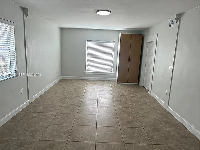 2816 Pine Tree Dr #2 — Photo 13