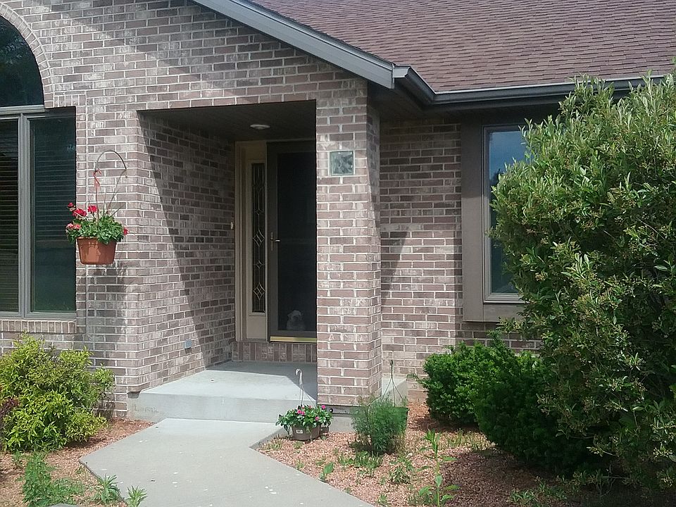 1st image of 5706 N Vista Ln