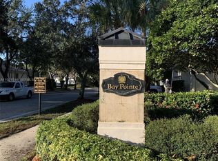 2518 Bay Pointe Ct, Weston, FL 33327