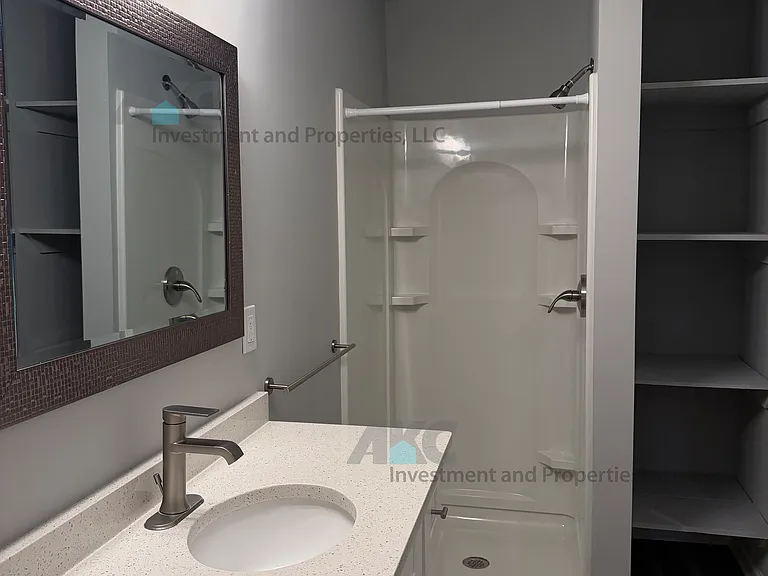 315 Kansas Ave — Photo 17