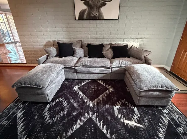 1711 E Camino Carreta, Tucson, AZ 85714