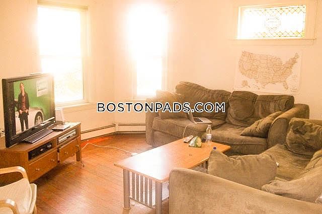 2nd image of 17 Lowden Ave #U2a