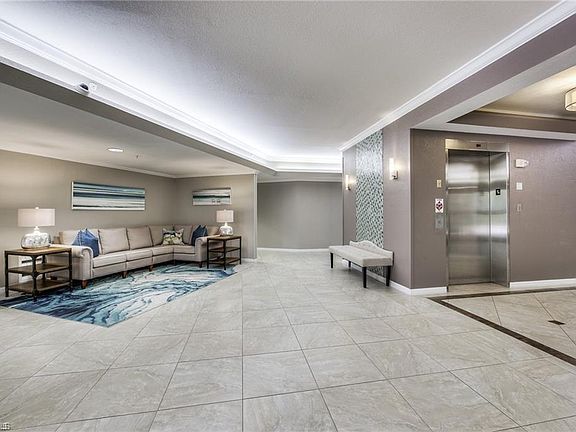 3rd image of 4183 Bay Beach Ln APT 3P3