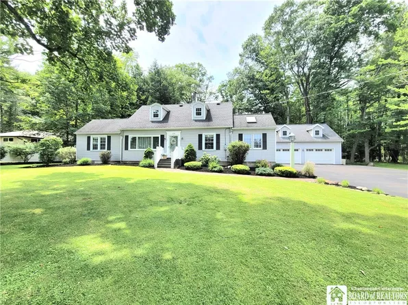 258 Howard Ave, Jamestown, NY 14701