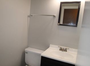 648 Tara Dr, Sicklerville, NJ 08081