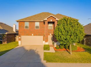 2417 Loreto Dr, Fort Worth, TX 76177