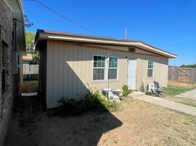 908 W 36th St, Odessa, TX