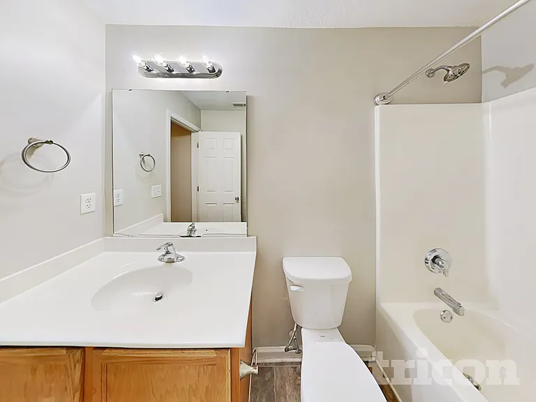 1810 Long Paw Ln — Photo 10
