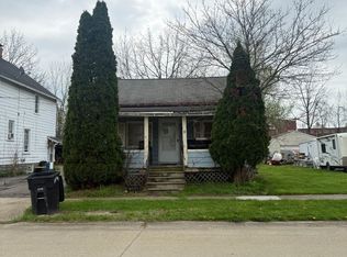108 Rush St, Elyria, OH 44035