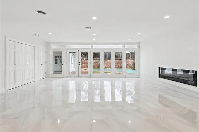 5537 Cherlyn Dr — Photo 14