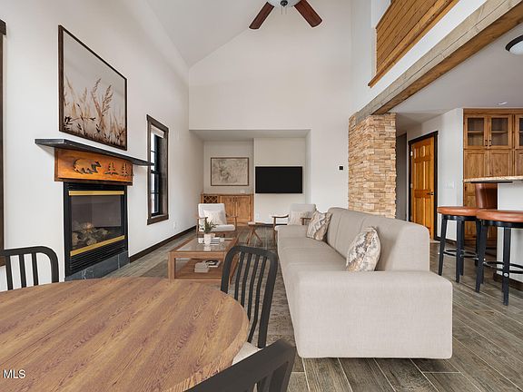 5th image of 127 GCR 8947 / Silversage Road