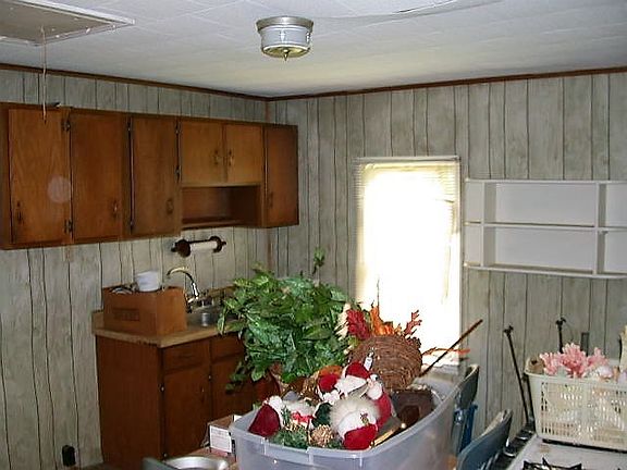 5th image of 1224 Ninety Six Hwy