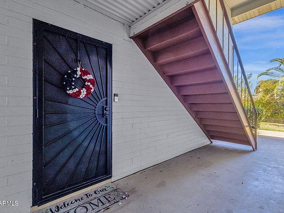 2nd image of 2534 W BERRIDGE Lane #108