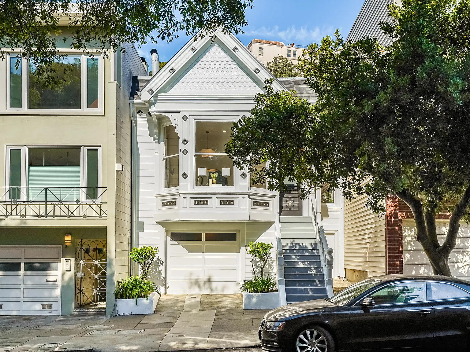 2 bed, $7,775 — Photo 1