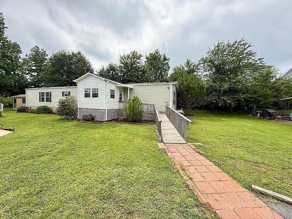 1st image of 270 Pebble Springs Dr