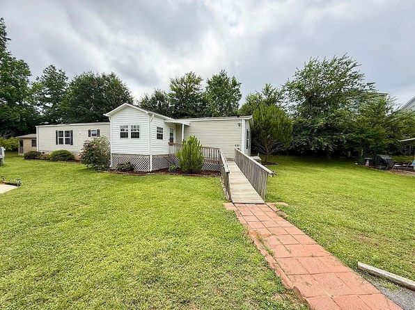 270 Pebble Springs Dr