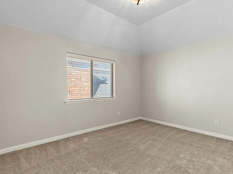 4542 Carraway Dr — Photo 42