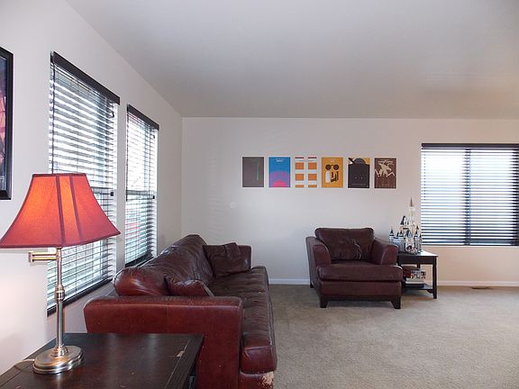 3rd image of 2061 William Dr