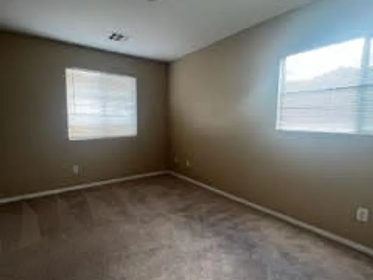 10784 Royal Jasmine Ln — Photo 15