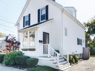 46 Seymour St, Winthrop, MA 02152