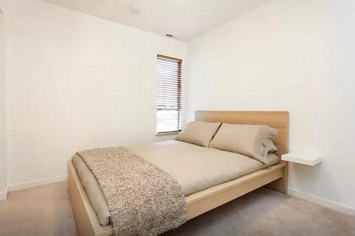 Front (small) Bedroom