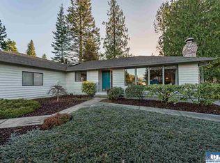 143 Hurricane Ridge Dr, Sequim, WA 98382