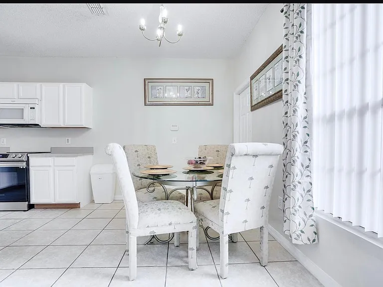 635 Knollwood Dr — Photo 12