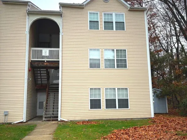 213 Highland Blvd APT A, New Castle, DE 19720