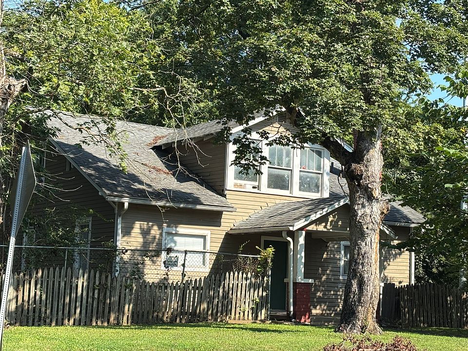 1st image of 703 Maryville Pike APT 1