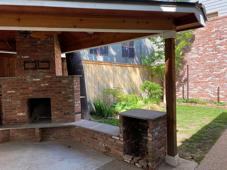 1515 S Carson Ave — Photo 81
