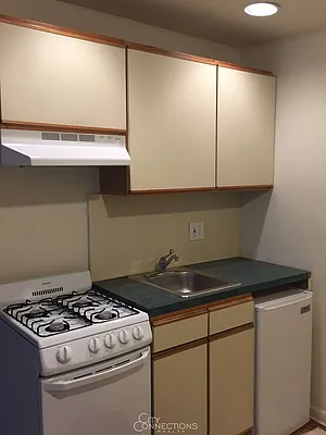 Rented by City Connections Realty | media 22