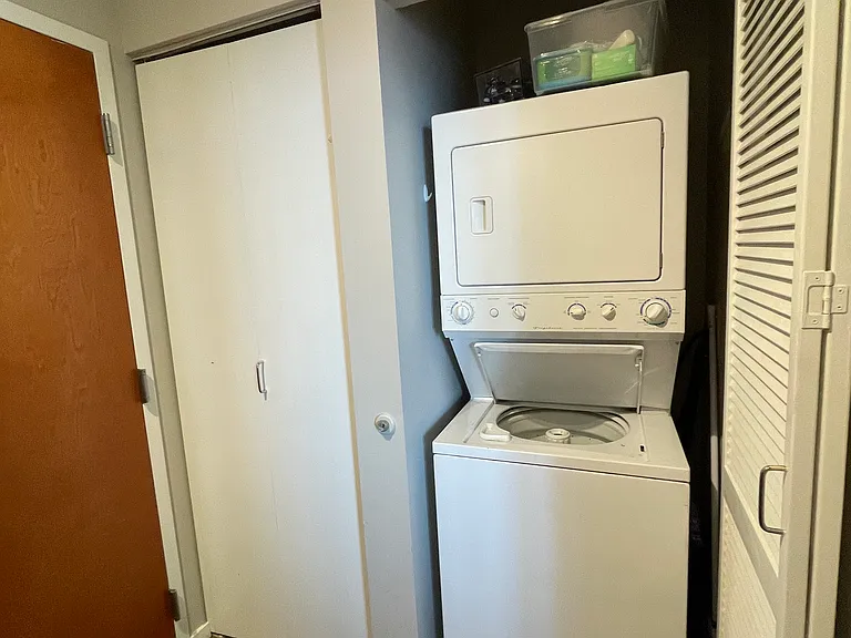 210 S Desplaines St #2211 — Photo 27