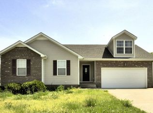 1839 Twin Rivers Rd, Clarksville, TN 37040