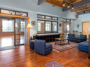 210 N Main St, Kernersville, NC 27284