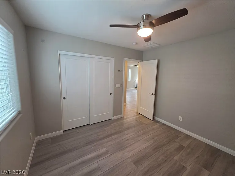 9456 Brough Ave — Photo 13