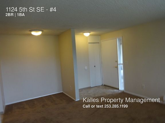 2nd image of 1124 5th St SE APT 4